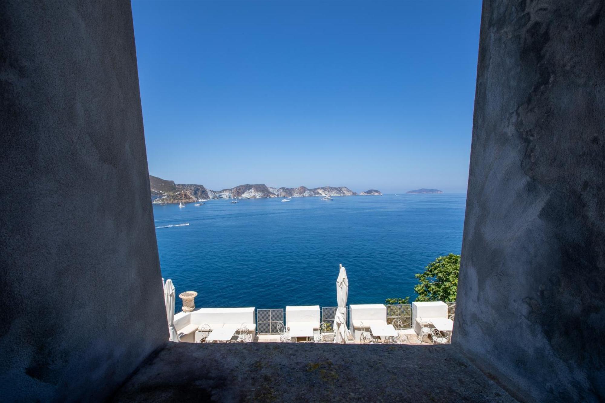 Hotel Torre Dei Borboni Ponza Dış mekan fotoğraf