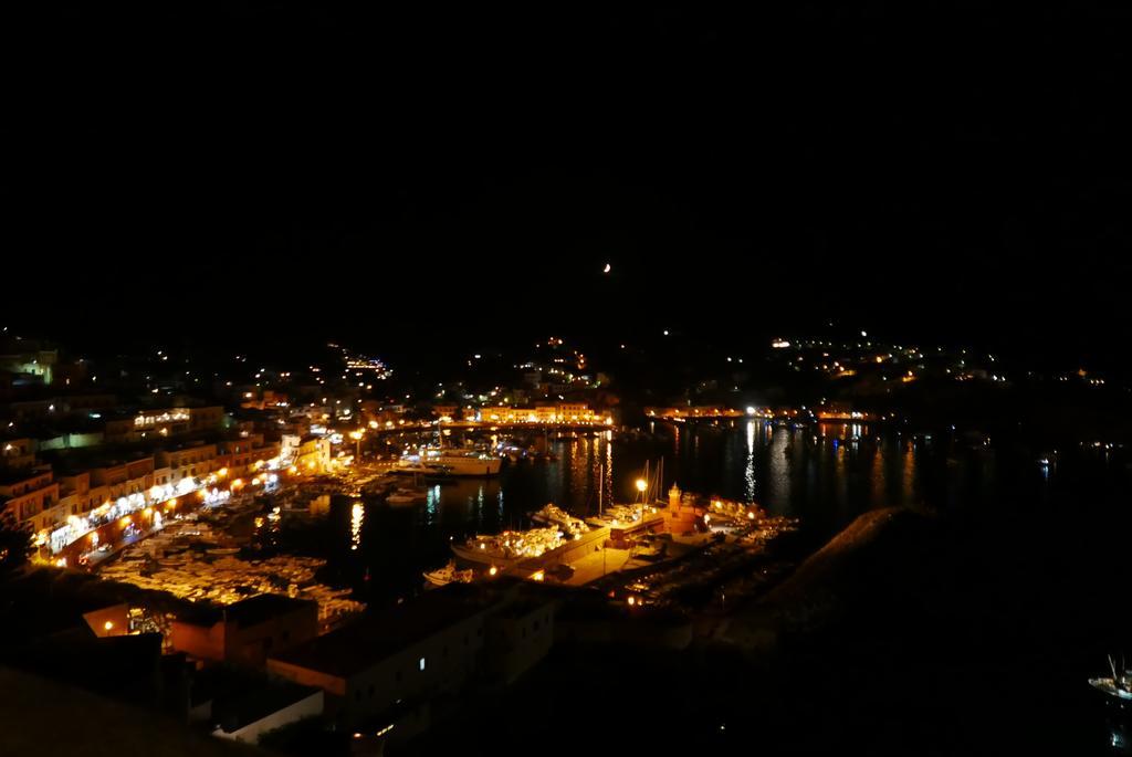 Hotel Torre Dei Borboni Ponza Dış mekan fotoğraf