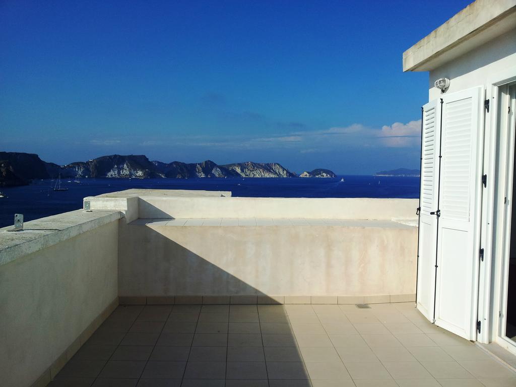 Hotel Torre Dei Borboni Ponza Dış mekan fotoğraf