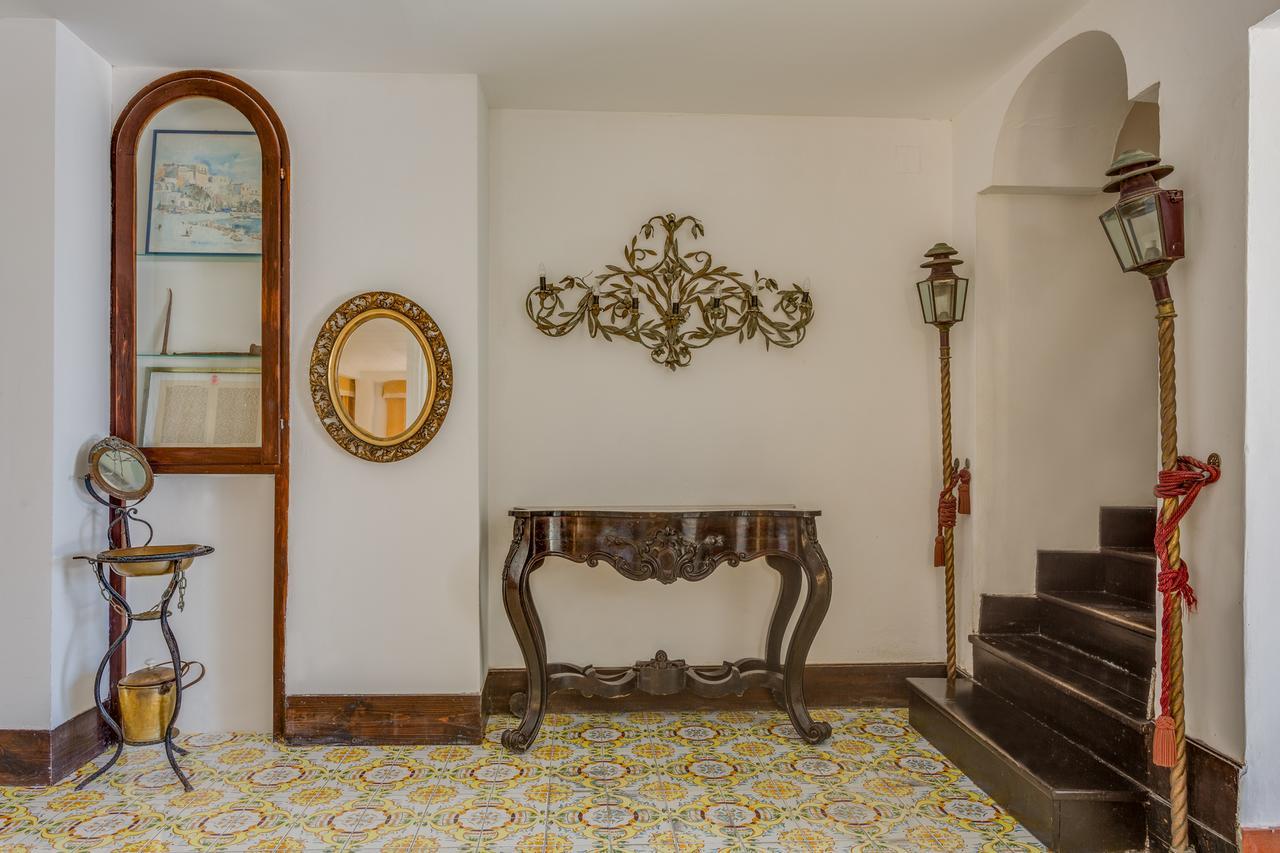 Hotel Torre Dei Borboni Ponza Dış mekan fotoğraf