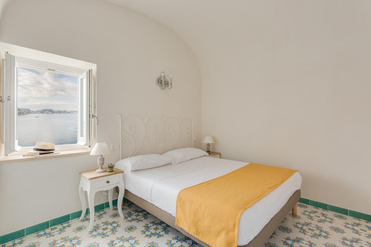 Hotel Torre Dei Borboni Ponza Dış mekan fotoğraf