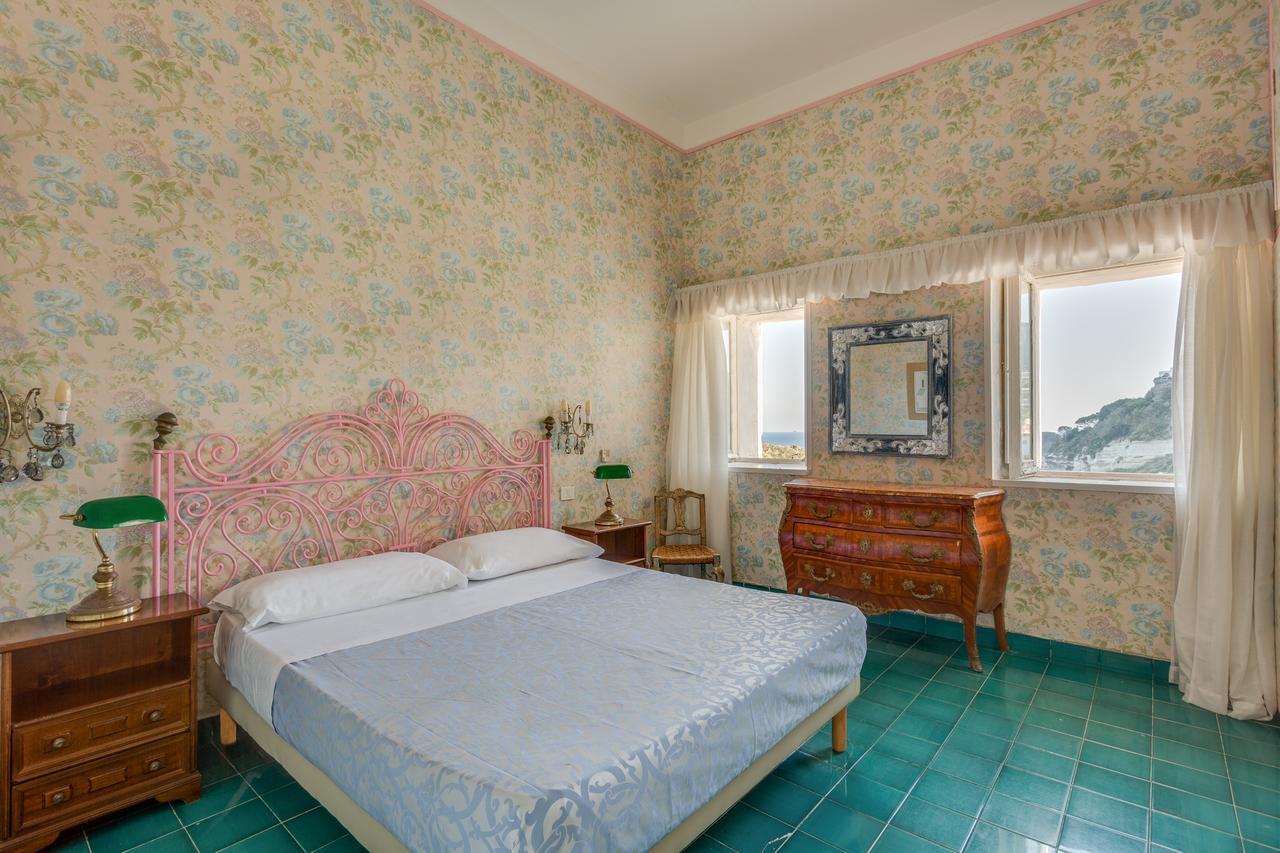 Hotel Torre Dei Borboni Ponza Dış mekan fotoğraf