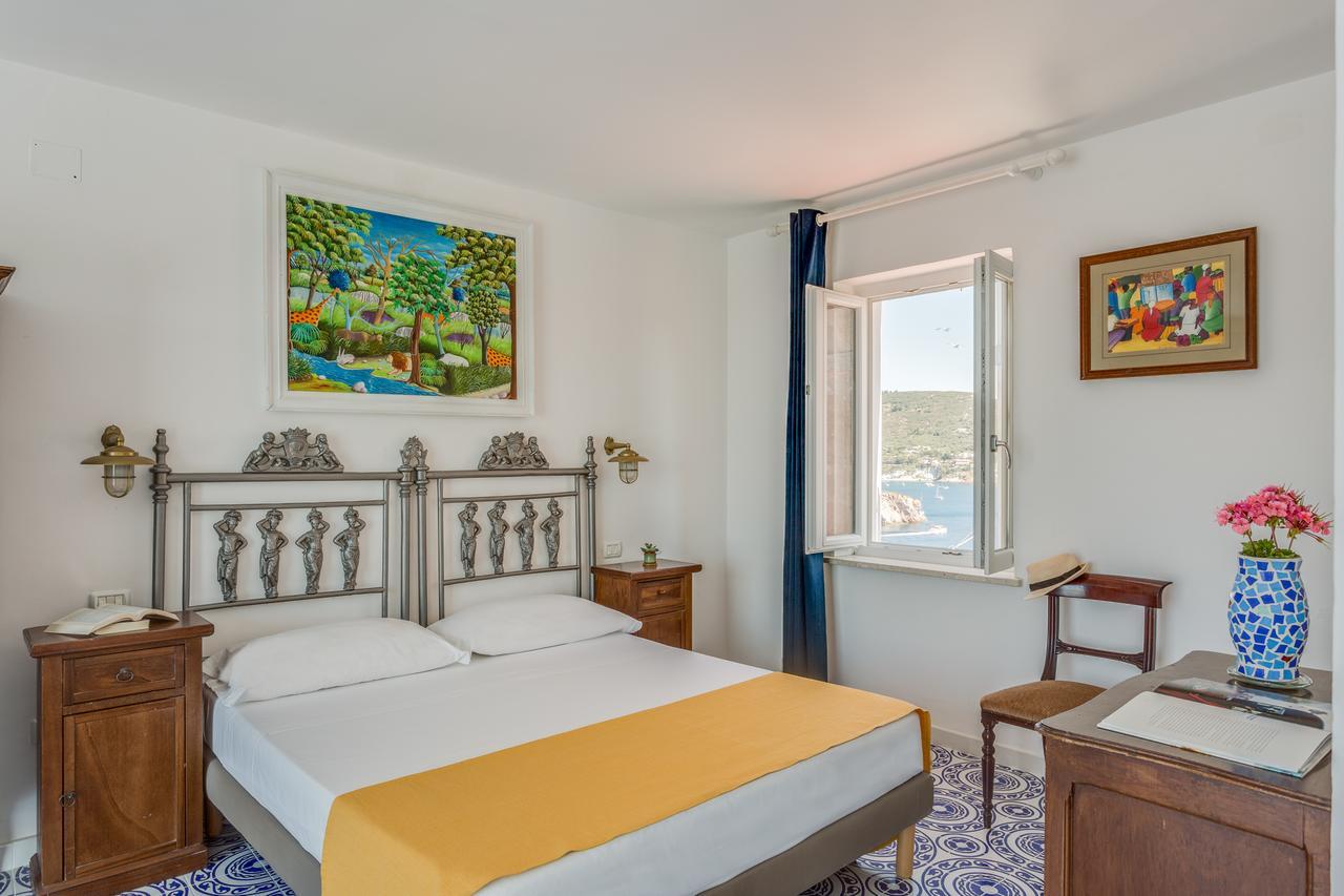 Hotel Torre Dei Borboni Ponza Dış mekan fotoğraf