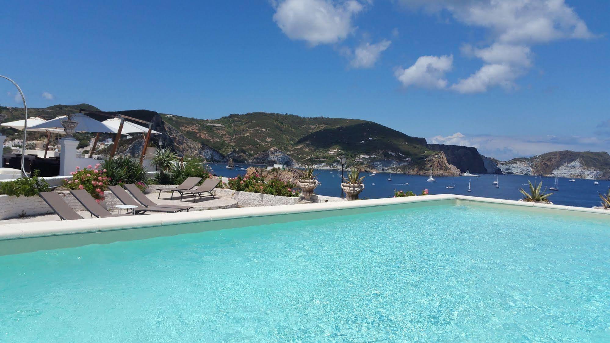 Hotel Torre Dei Borboni Ponza Dış mekan fotoğraf