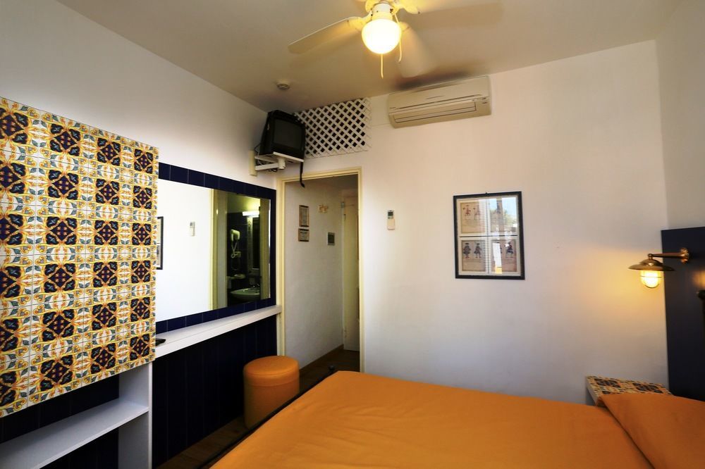 Hotel Torre Dei Borboni Ponza Dış mekan fotoğraf