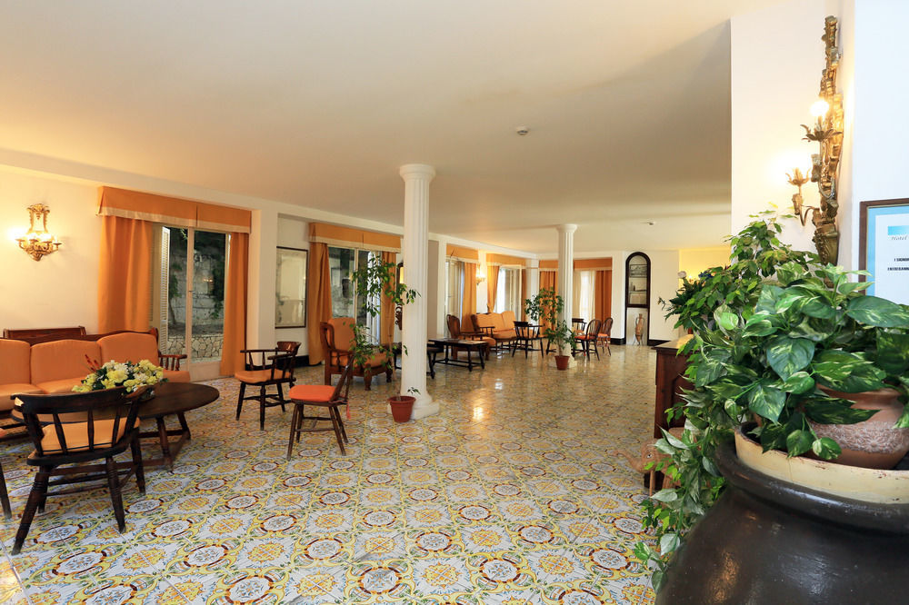 Hotel Torre Dei Borboni Ponza Dış mekan fotoğraf